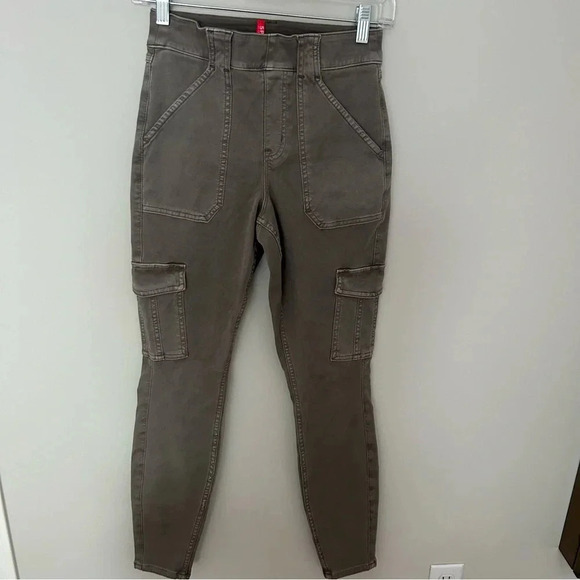 Spanx Stretch Twill Ankle Cargo Pant Khaki Green Size Small - Picture 2 of 7